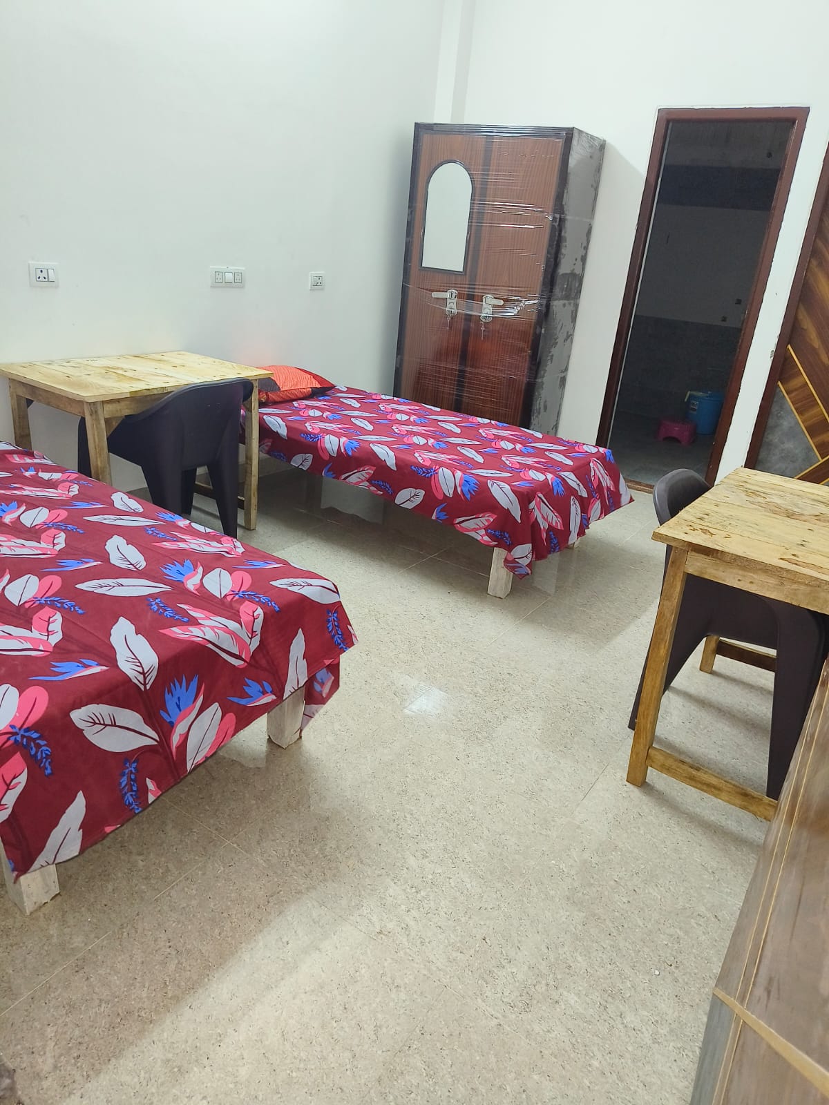 Girls Hostel near BBD University | Girls Hostel in Faizabad Road Lucknow
